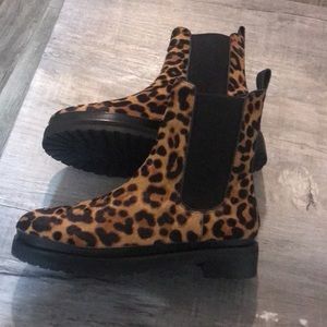 Aerosoles leopard print slip on booties